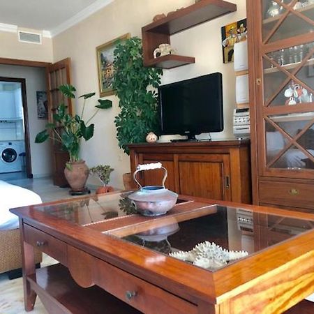 Gatu Premium Villa Isabel Terraza,Parking,1ºlinea Playa,Wifi,Vista Al Mar , Preferente Mayores De 25 Anos Y Familias กาดิซ ภายนอก รูปภาพ
