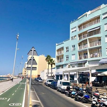 Gatu Premium Villa Isabel Terraza,Parking,1ºlinea Playa,Wifi,Vista Al Mar , Preferente Mayores De 25 Anos Y Familias กาดิซ ภายนอก รูปภาพ