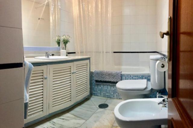 Gatu Premium Villa Isabel Terraza,Parking,1ºlinea Playa,Wifi,Vista Al Mar , Preferente Mayores De 25 Anos Y Familias กาดิซ ภายนอก รูปภาพ