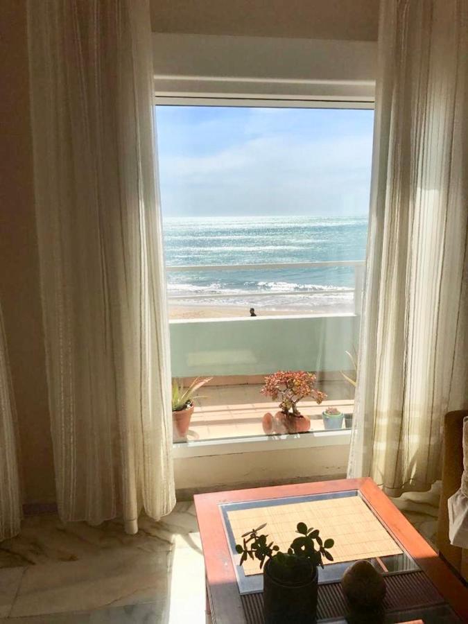 Gatu Premium Villa Isabel Terraza,Parking,1ºlinea Playa,Wifi,Vista Al Mar , Preferente Mayores De 25 Anos Y Familias กาดิซ ภายนอก รูปภาพ